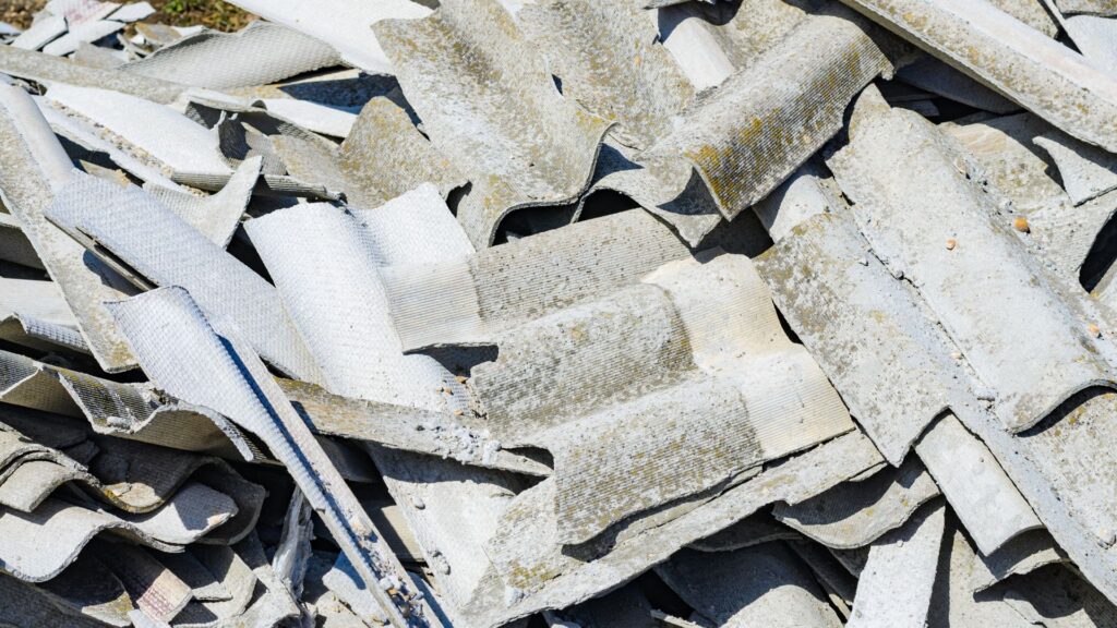 Bortskaffelse af Asbesttag